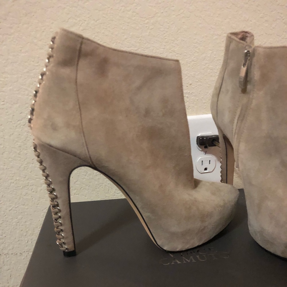 Vince Camuto heeled booties